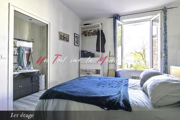 SOUS OFFRE ---- Maison de village avec jardinet-terrasse et garage à Puget Ville, 3 chambres, 147 m2 aménagés dont 130m2 habitables