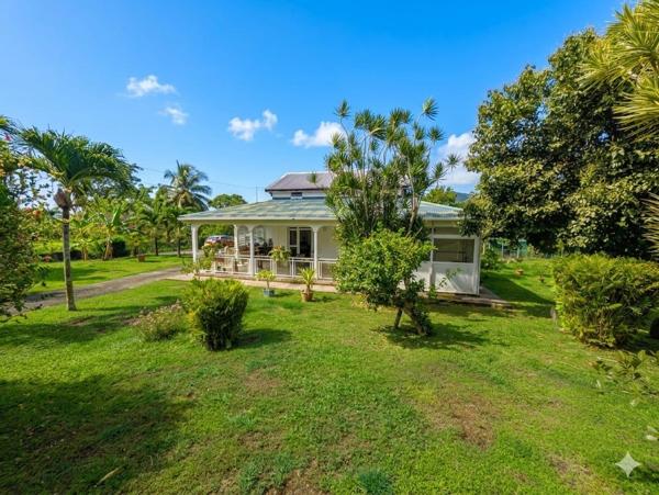 Maison 5 pièces à vendre à Capesterre-Belle-Eau – 113 m² avec grand terrain