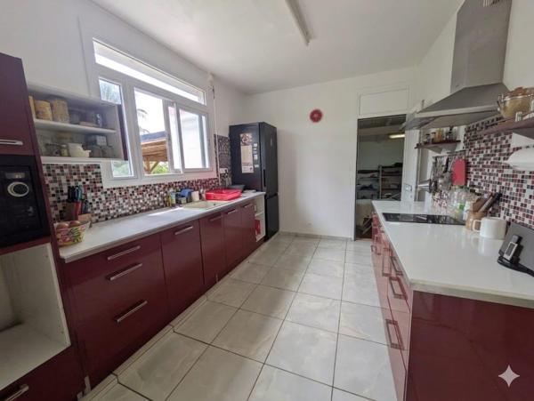 Maison 5 pièces à vendre à Capesterre-Belle-Eau – 113 m² avec grand terrain