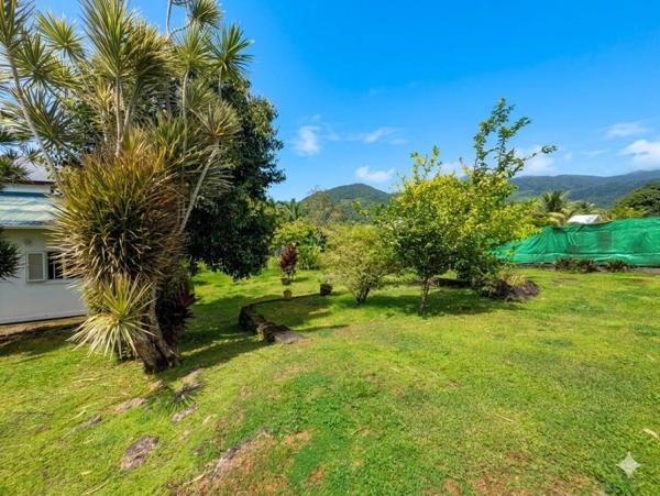 Maison 5 pièces à vendre à Capesterre-Belle-Eau – 113 m² avec grand terrain