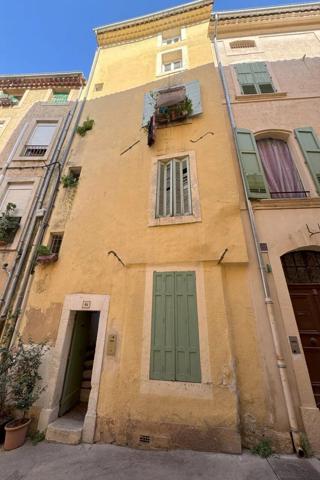 Vente                                                      Maison
                        
                     5 pièces                      110 m2                     à Apt