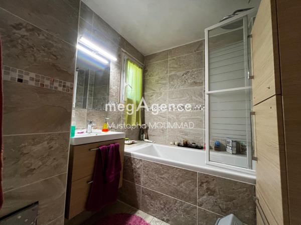 Maison à MANTES-LA-VILLE, 78711 - 4 pièces 77m²