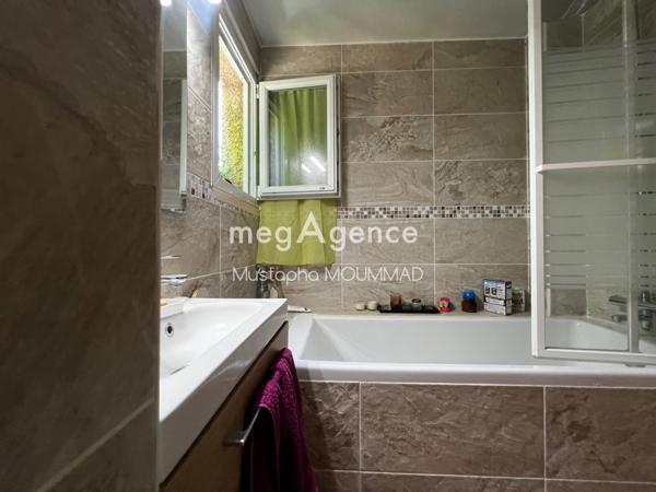 Maison à MANTES-LA-VILLE, 78711 - 4 pièces 77m²