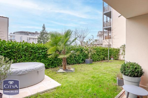 Appartement à vendre 1 pièce 89m² Tours (37100)