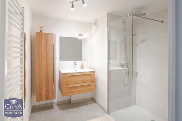 Appartement à vendre 1 pièce 89m² Tours (37100)