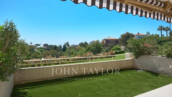 Cannes Croix-des-Gardes Superbe appartement rez-de-jardin