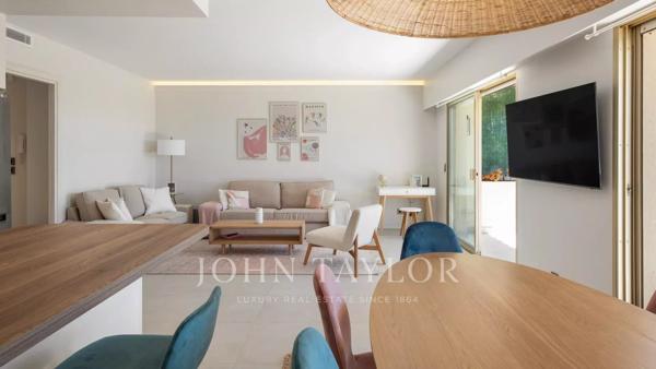 Cannes Croix-des-Gardes Superbe appartement rez-de-jardin