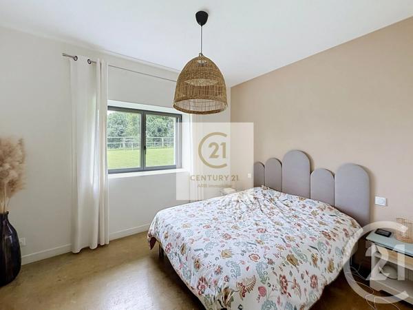 Maison à vendre  6 pièces - 185 m 2   RENNES  - 35