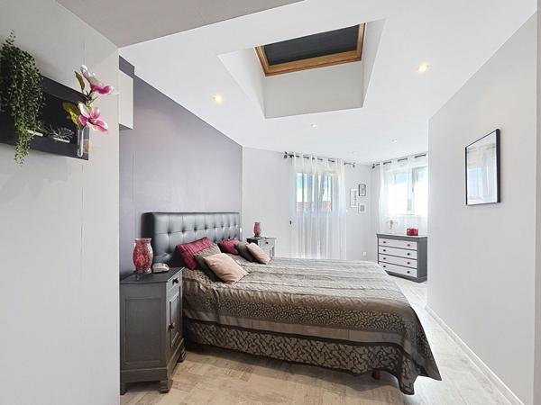 Maison Cholet - 5 pièces, 3 chambres grand volume et parfaite orientation ...