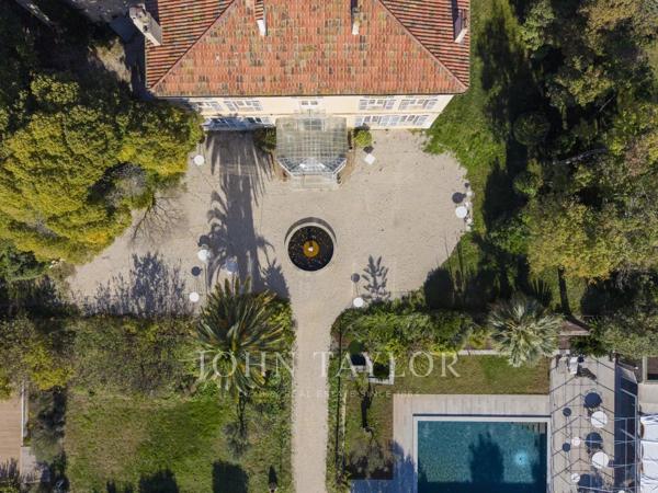 Bastide du XVIIIᵉ siècle au cœur d’un domaine de 4,5 hectares