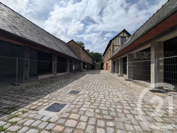 Immeuble à vendre  316 m 2   PLANCOET  - 22