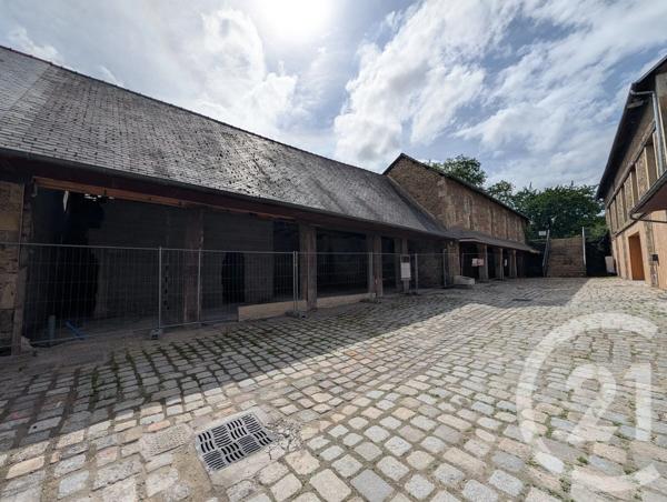 Immeuble à vendre  316 m 2   PLANCOET  - 22