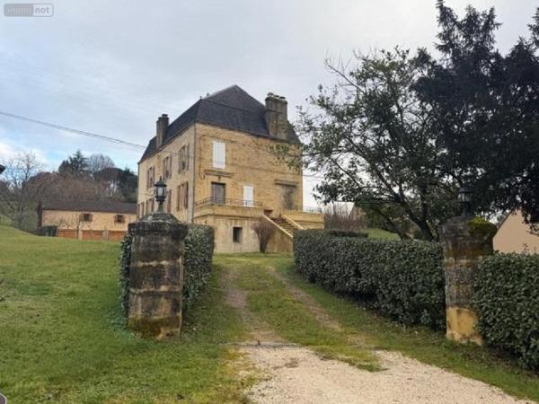 Maison à vendre à Sarlat-la-Canéda en Dordogne (24200), ref : 143