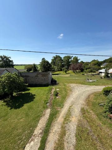 Maison de maître 180 m² – 5 chambres – Terrain 9 082 m² – EXCLUSIVITÉ – Montsûrs