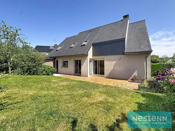 A VENDRE - Maison familiale à vendre à Trégueux  - 4 chambres et 2 bureaux - Le calme d'une impasse à deux pas du bourg