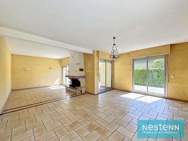 A VENDRE - Maison familiale à vendre à Trégueux  - 4 chambres et 2 bureaux - Le calme d'une impasse à deux pas du bourg