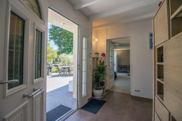 SUPERBE MAISON FAMILIALE - STANDING +++