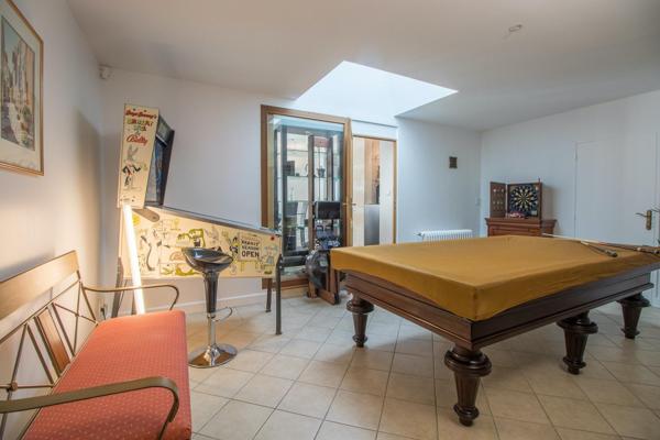 SUPERBE MAISON FAMILIALE - STANDING +++