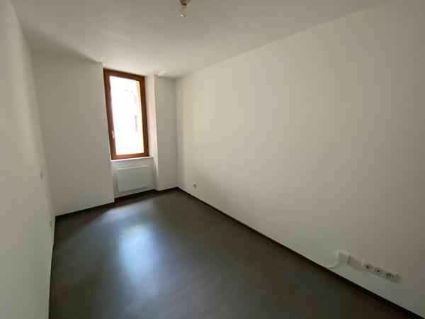 Appartement Castelnaudary 3 pièce(s) 63,64 m2