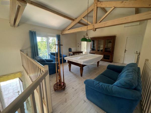 Maison de maître à vendre à Bourg-en-Bresse dans l'Ain (01000), ref :   
CONVERT