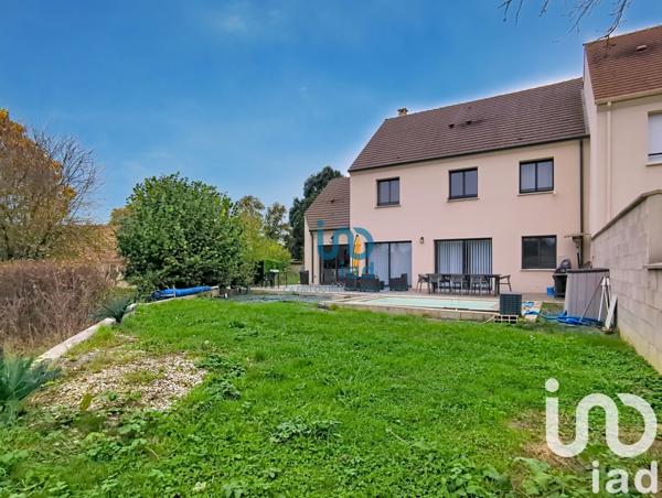 Maison à vendre 8 pièces 173 m² Fontenay-Trésigny