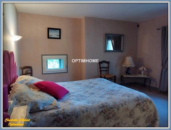 Maison à vendre 5 pièces CHALAIS (16)