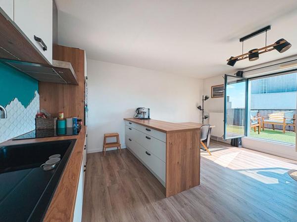 Appartement de 87 m2 avec terrasse de 61m2 et parking - Nantes