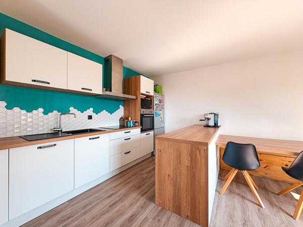 Appartement de 87 m2 avec terrasse de 61m2 et parking - Nantes