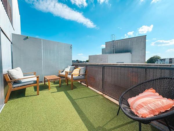 Appartement de 87 m2 avec terrasse de 61m2 et parking - Nantes
