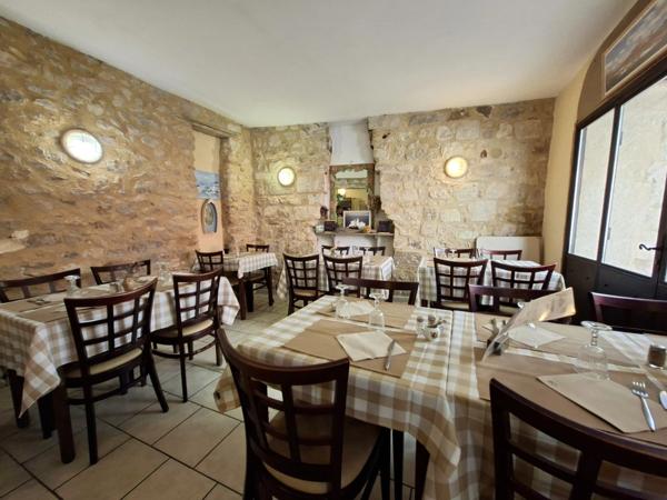 À VENDRE — FONDS DE COMMERCE CRÊPERIE ARTISANALE / RESTAURANT FORCALQUIER (04)