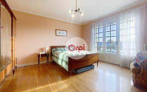 Maison à vendre    5 pièces •  Surzur