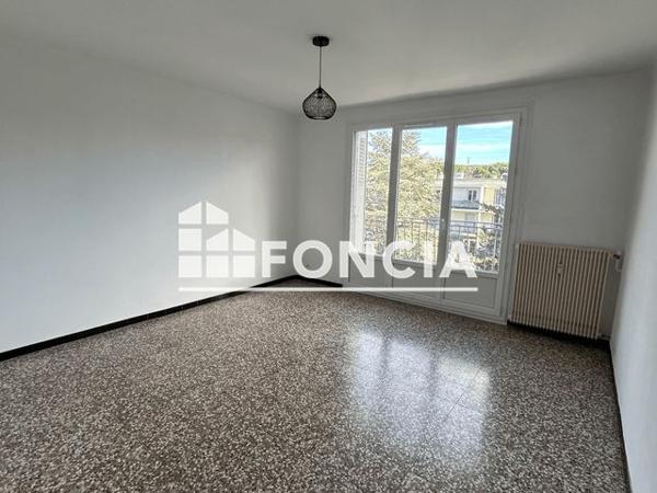Location Appartement 3 pièces 60.04 m² - 367 AVENUE DES AIRES Gardanne 13120