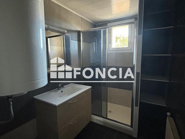 Location Appartement 3 pièces 60.04 m² - 367 AVENUE DES AIRES Gardanne 13120