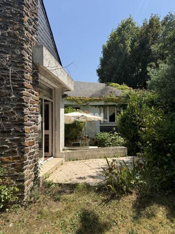 Saint-Grégoire (35760) Maison d'architecte de plain pied 136 m2 à Saint Grégoire