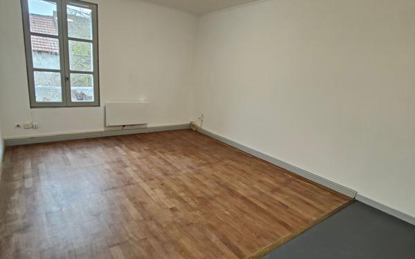 Appartement à louer    2 pièces •  Quincy-Voisins