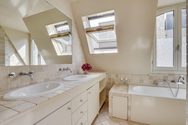 Vente Appartement de luxe Paris 8 5 Pièces 145 m²