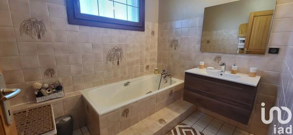 Maison 5 pièces de 113 m² à Saint-Germain (70200)