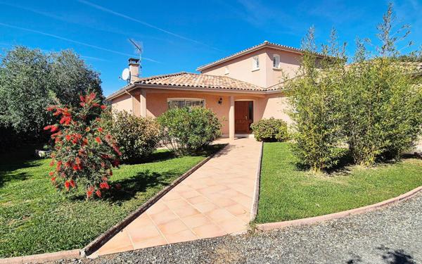 Maison à vendre    5 pièces •  Eaunes