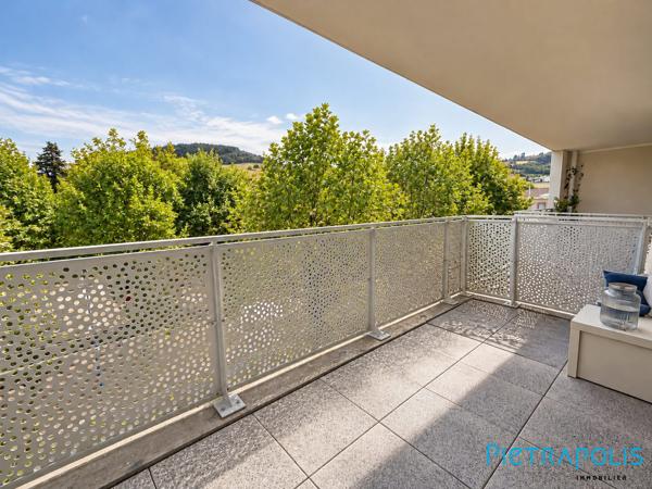 TARARE – APPARTEMENT 3 PIÈCES 63 M² AVEC BALCON ET GARAGE