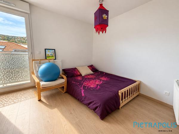 TARARE – APPARTEMENT 3 PIÈCES 63 M² AVEC BALCON ET GARAGE