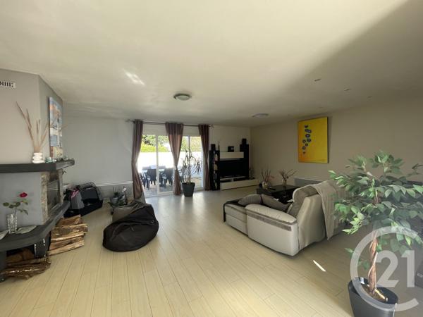 Maison à vendre  3 pièces - 82,82 m 2   ST PIERRE D OLERON  - 17