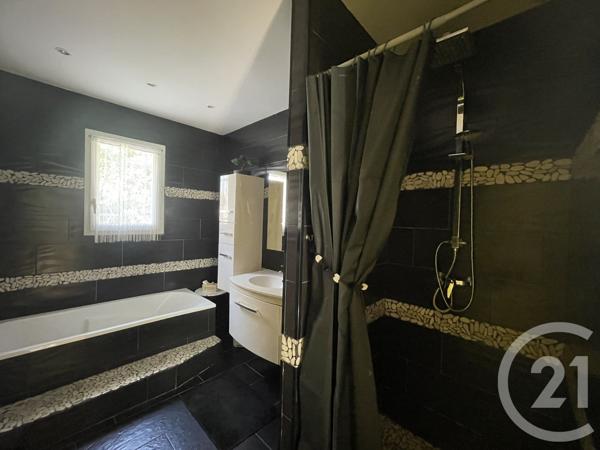 Maison à vendre  3 pièces - 82,82 m 2   ST PIERRE D OLERON  - 17