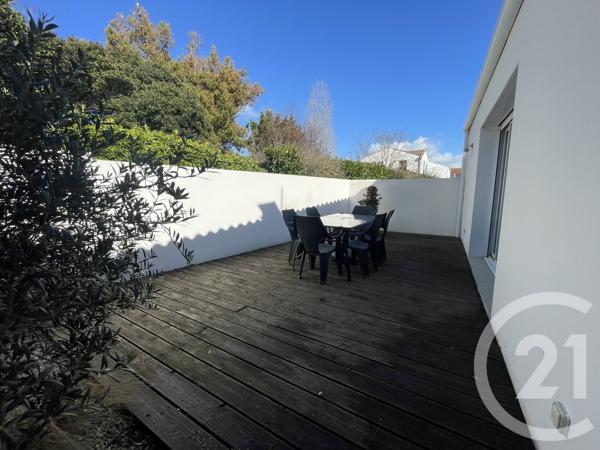 Maison à vendre  3 pièces - 82,82 m 2   ST PIERRE D OLERON  - 17