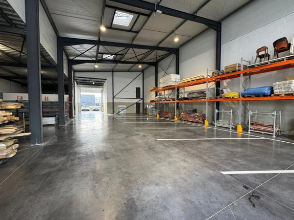 Local/bureau à vendre à l'ouest de Caen proche aeroport