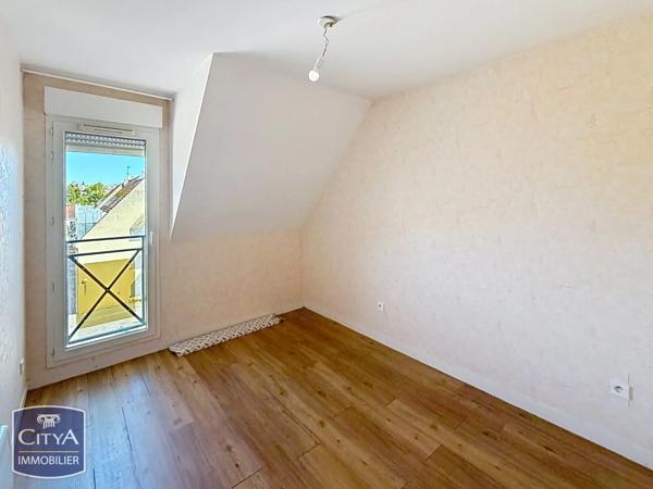 Appartement à vendre 4 pièces 81.1m² Beauvais (60000)