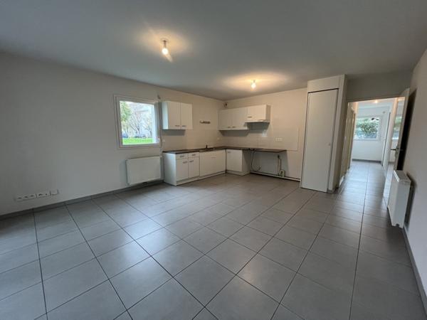 Appartement à vendre |  Ambarès-et-Lagrave |  2 pièces | 52 m²