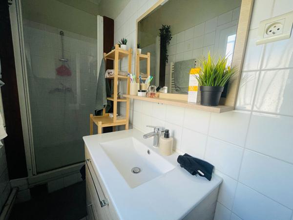 33000 BORDEAUX A vendre Appartement 2 pièce(s) 48.63 m2