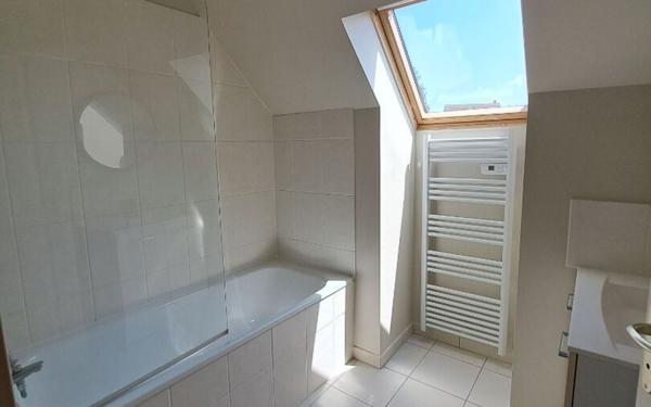 Appartement à louer    3 pièces •  Lafraye