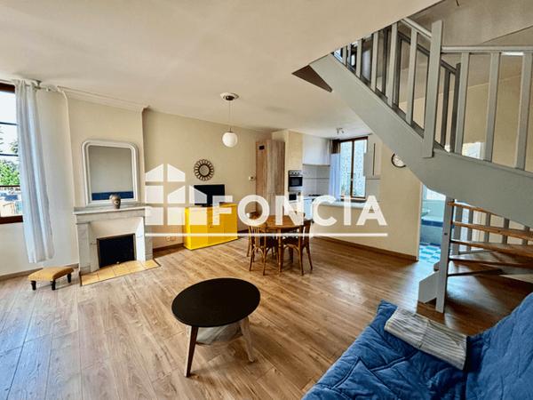 Location Appartement meublé 3 pièces 90.07 m² - 37 Allée de la Vierge Bon Encontre 47240