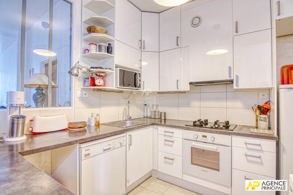 Versailles Notre-Dame Parc Appartement "esprit maison" 5 pièces 102.72 m² au seol €795 000 ** - Référence 27595